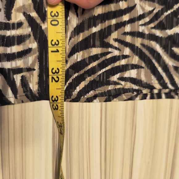 Maggie Barnes Blouse Sz 5X Semi Sheer Abstract Leaf Square Neck 3/4 Sleeve - Picture 8 of 8